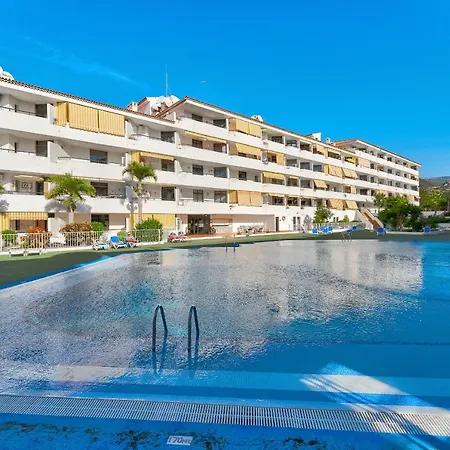 Charming Two Bedroom In Cristianos شقة *